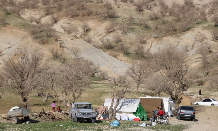 چادرزنی در طبیعت ایلام، میراث ناملموس قابل ثبت یا بدعتی ضد محیط زیستی؟