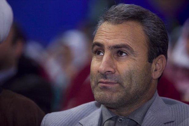 سازش عاشقانهی سنگ و سیب / دکتر جلیل آهنگرنژاد