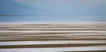 کانون وکلای دادگستری علیه مسببین خشکی دریاچه ارومیه اعلان جرم می‌کند