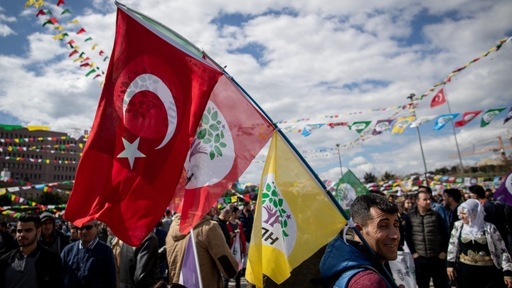 کم‌رنگ شدن نقش کردها در دور دوم انتخابات ترکیه
