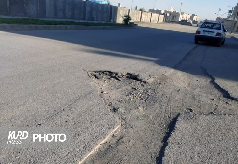 بیداد آسفالت بی کیفیت و چالش ایمنی تردد شهروندان سنندجی