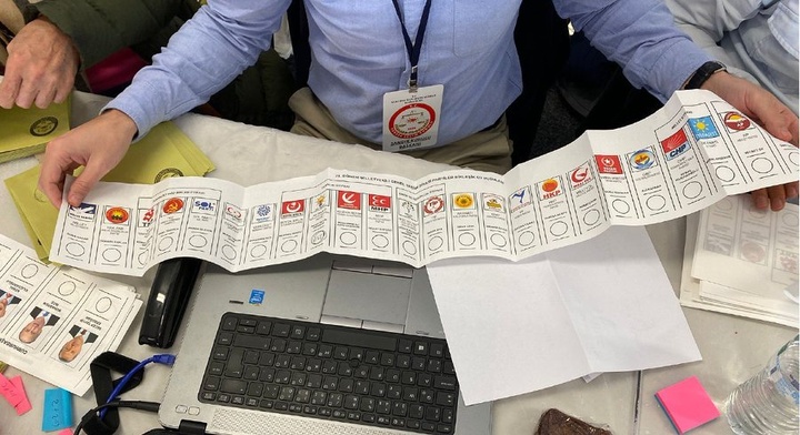 AKP اولین تقلب انتخاباتی را کلید زد