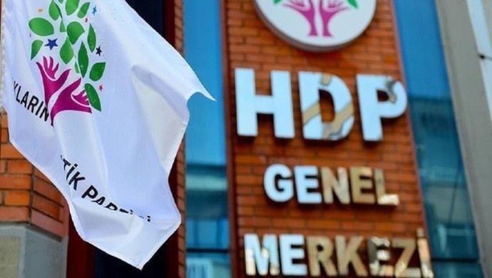 در مقابل تقلب‌ها در انتخابات از بیانیه‌های HDP و حزب چپ پیروی کنید