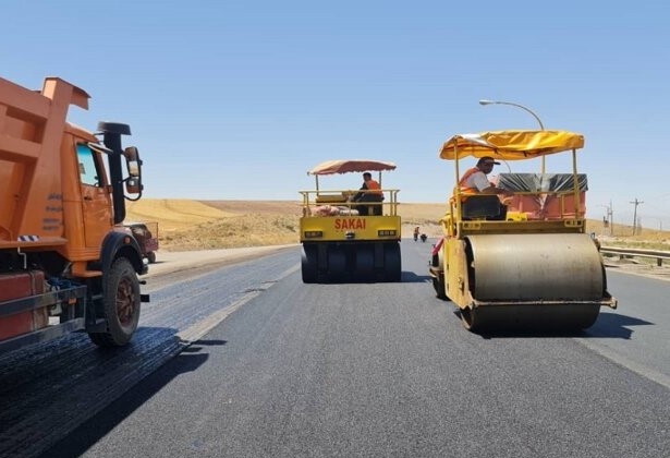 بهره برداری ۵۶ کیلومتر راه و بزرگراه در آذربایجان غربی تا اربعین امسال 