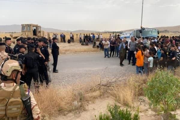 ترکیه با هدف کنترل اردوگاه مخمور از سوی  ارتش عراق، بغداد را برای حمله به این اردوگاه ،تحت فشار قرار داده بود