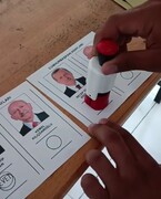 انتشار تصاویری از فردی که در اورفا دو رای به صندوق انداخت