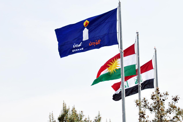 سیاستهای غلط دو حزب اتحادیه میهنی و دمکرات کردستان باعث پسروی و از هم پاشیدگی شده است