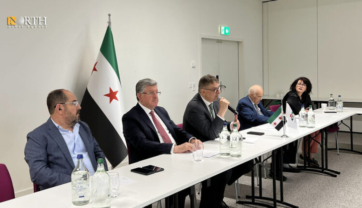Syrian opposition committee holds meeting in Geneva 