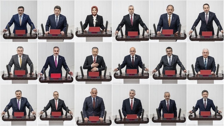 اعضای جدید کابینه در مجمع عمومی مجلس ترکیه سوگند یاد کردند