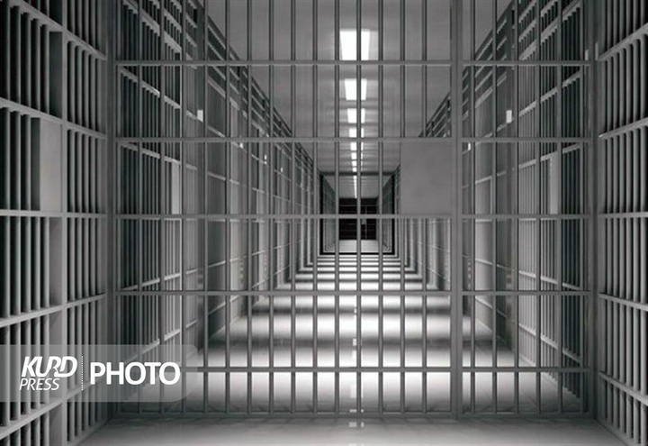 ۲ زندانی محکوم مالی در سنندج آزاد شدند