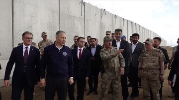 بازدید وزیر کشور جدید از مرز ترکیه با ایران: به مبارزه با تروریسم ادامه می دهیم