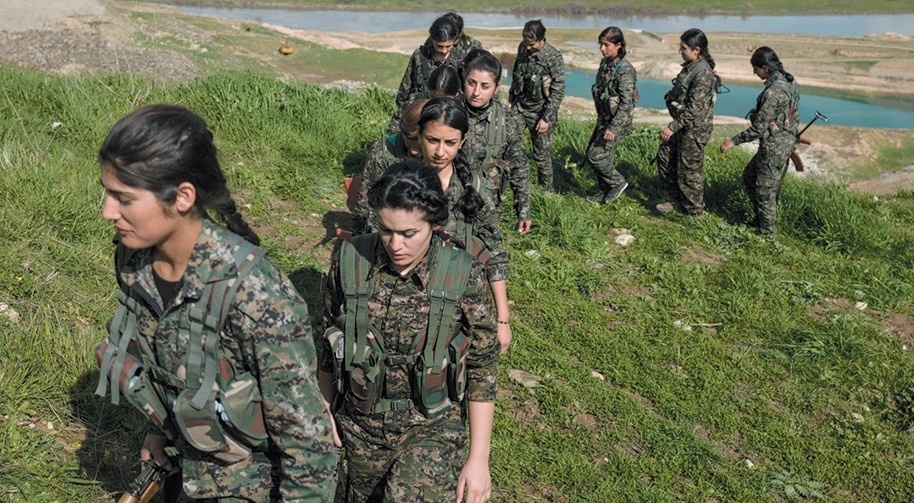 هێزەکانی سووریای دیموکرات ساڵی ڕابردوو ۶۳۷ منداڵیان چەکدار کردووە