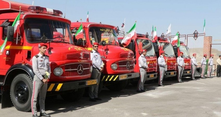 اعزام ۲۷ دستگاه آتش نشانی به مهران / ۸۰ آمبولانس وارد عراق شد