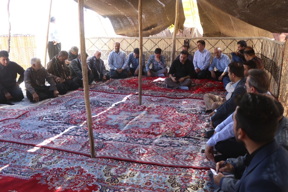 حمایت ویژه دولت از عشایر در قالب طرح تولید قراردادی / سازمان برنامه و بودجه موظف به تخصیص کامل اعتبارات حوزه عشایری شد