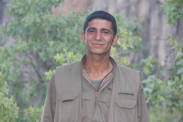 جسد اوزکان شاهین عامل حمله انتحاری آنکارا به خاک سپرده شد