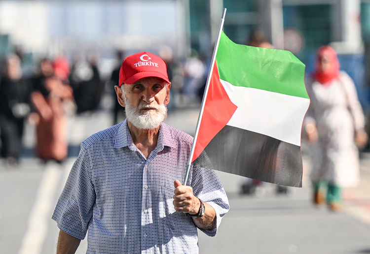 اردوغان: اسرائیل یک جنایتکار جنگی است/غرب حامی اسرائیل است