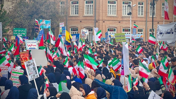 راهپیمایی ١٣ آبان در آذربایجان غربی برگزار شد 