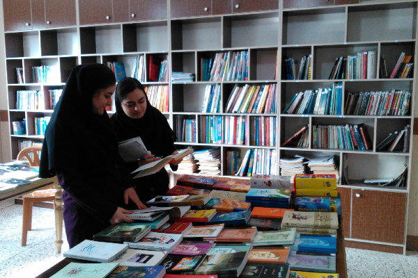 در مدرسه کودکان و نوجوانان را به کتاب راغب کنیم