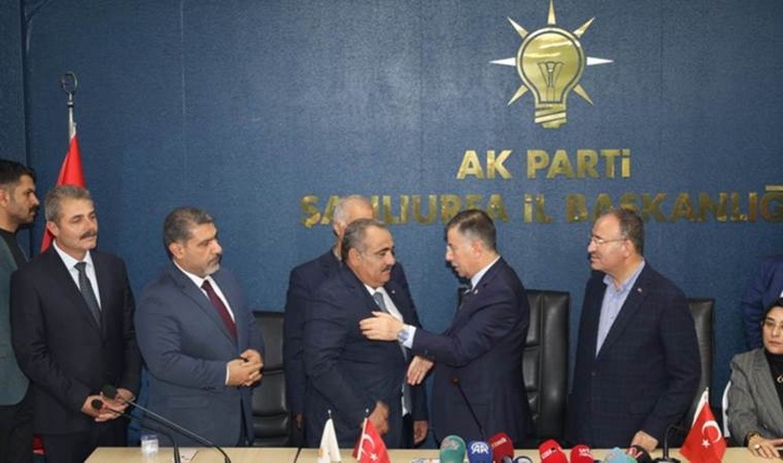 دو تن از اعضای HEDEP به AKP پیوستند