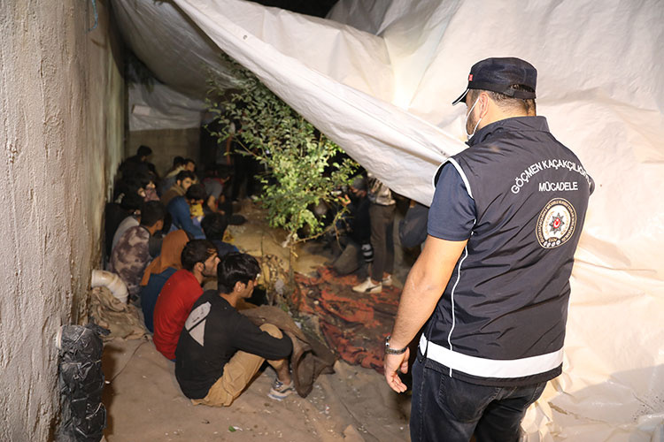 ساخت 170 کیلومتر از دیوار مرزی بین ترکیه و ایران به پایان رسید