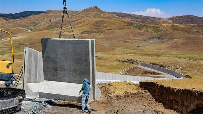 ساخت 170 کیلومتر از دیوار مرزی بین ترکیه و ایران به پایان رسید
