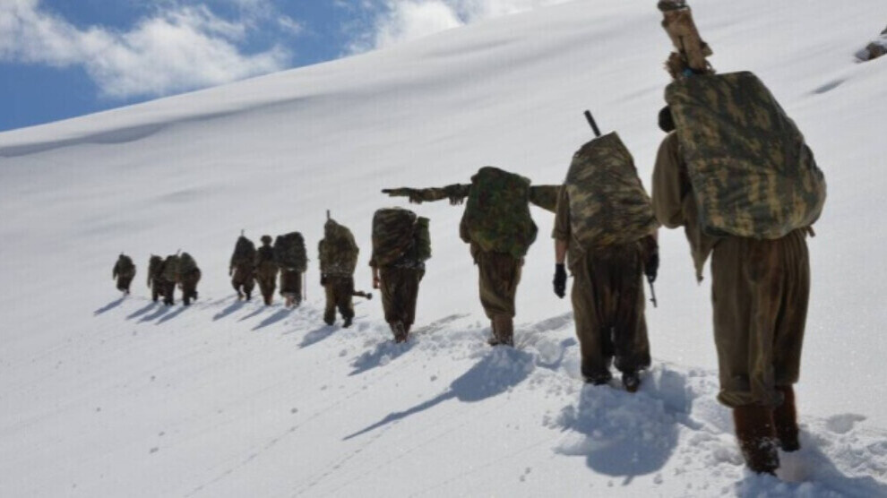 شمار جانباختگان درگیری ها در کردستان عراق به 12 تن رسید/وزیر دفاع راهی منطقه شد