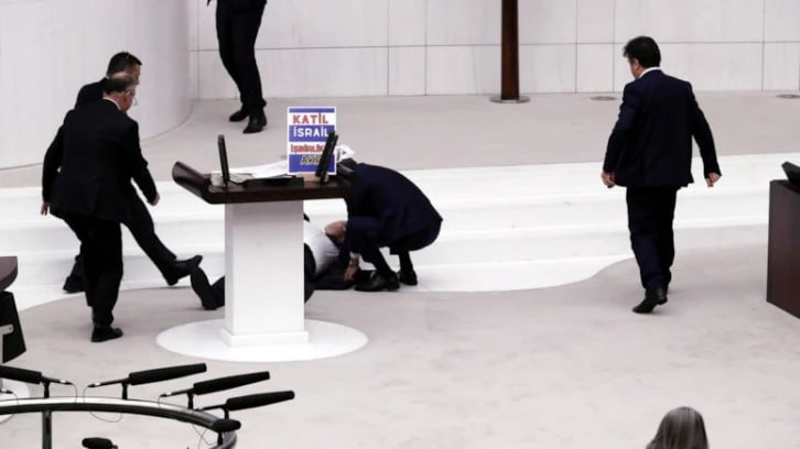 تصویب لایحه بودجه دولت ترکیه با حواشی زیاد/نگاهی به حواشی نشست های بودجه امسال