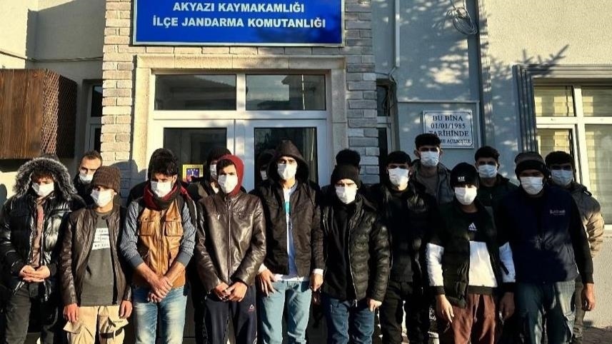 دستگیری 748 مهاجر غیر قانونی در استان های مرزی غربی ترکیه در یک هفته 