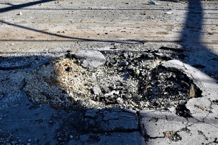 تصاویری از خسارات وارد شده به انبار ذخیره گندم کردستان سوریه