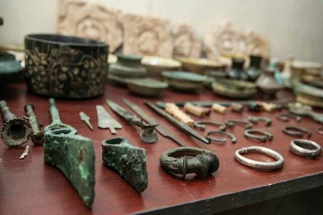 فروش اشیای تاریخی مکشوفه توسط حفاران غیرمجاز در ارومیه