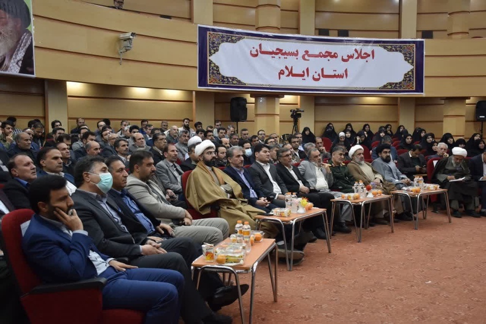 پرداختن به مسائل داخلی و تقویت بنیه نرم، راهبرد امروز کشور