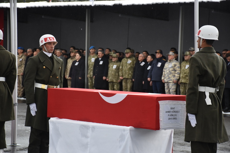 ترکیه کشته شدن 9 تن از نظامیان خود را در زاپ تایید کرد