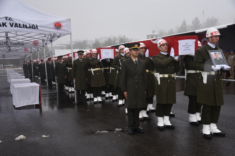 ترکیه کشته شدن 9 تن از نظامیان خود را در زاپ تایید کرد