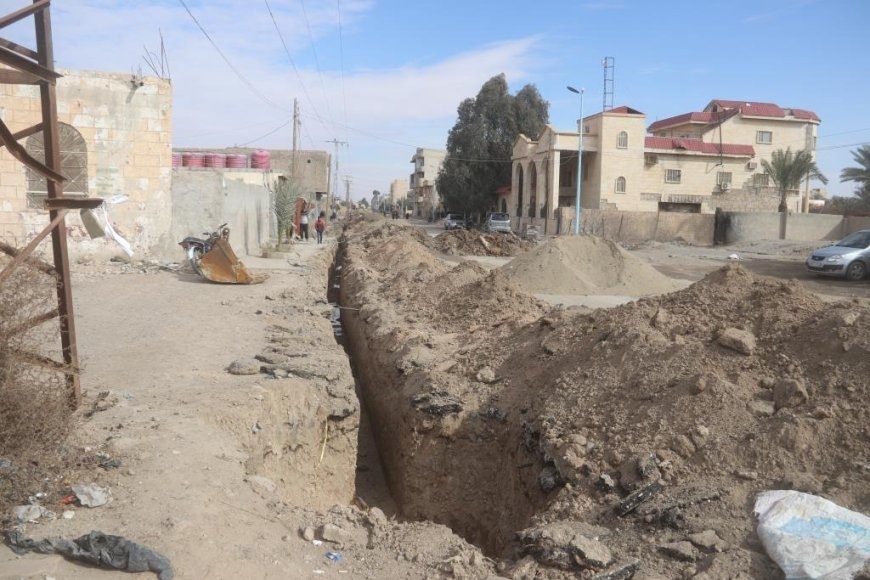 آغاز خدمات رسانی به زیرساختهای دیرالزور پس از اعتراضات اعراب و درگیری با نیروهای کرد