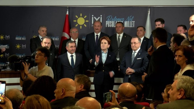 مراسم معرفی نامزد انتخبات از سوی حزب خوب به تشنج کشیده شد