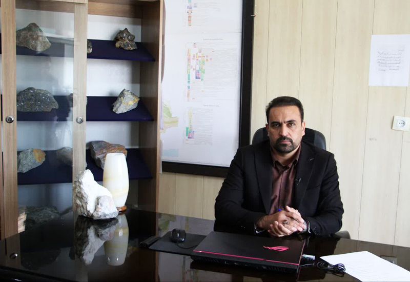 روستای «اخی کمال»؛ همسایه معدن، محروم از توسعه/تقابل وعده های معدن با واقعیت زندگی مردم