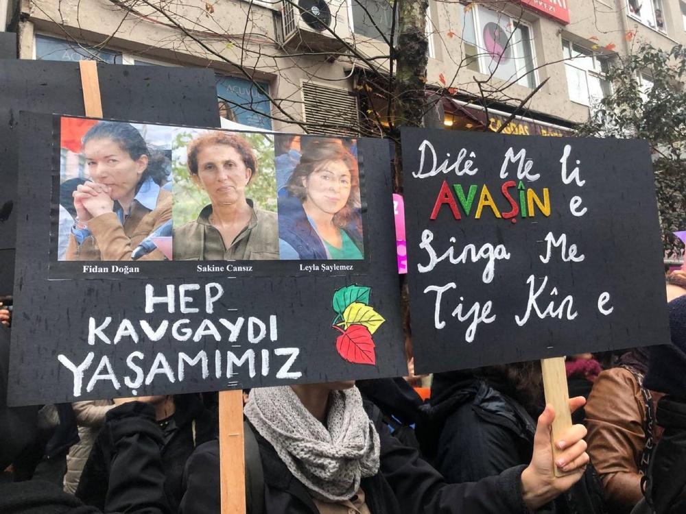 راهپیمایی روز زن در ترکیه + فیلم و تصاویر