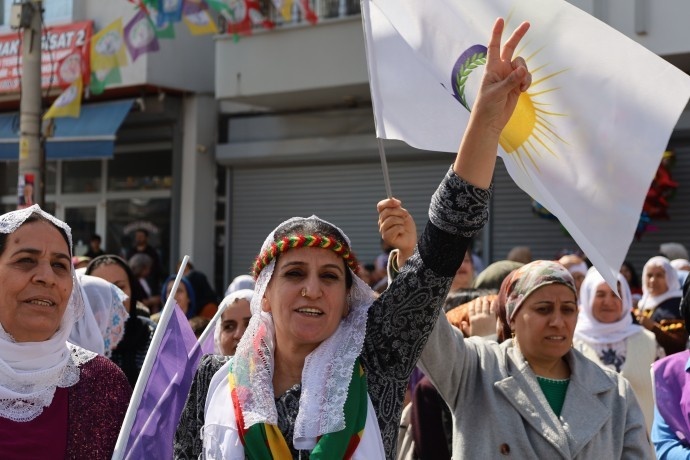 راهپیمایی روز زن در ترکیه + فیلم و تصاویر