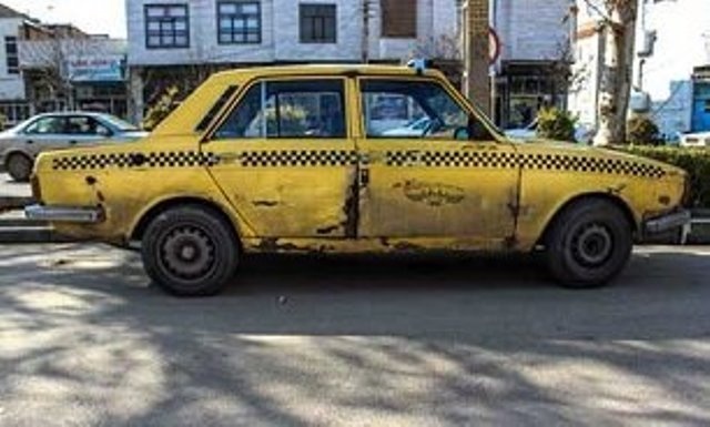 فعالیت ٦٠٠ تاکسی فرسوده در ارومیه/ نوسازی تاکسی ها فراموش شد