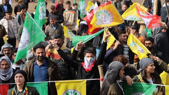 Turkey detains hundreds of Kurds for wearing ‘forbidden’ colors at Nowruz rallies