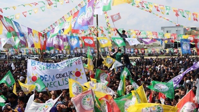 تصاویر شرکت هزاران تن از مردم کردستان ترکیه در جشن های نوروز
