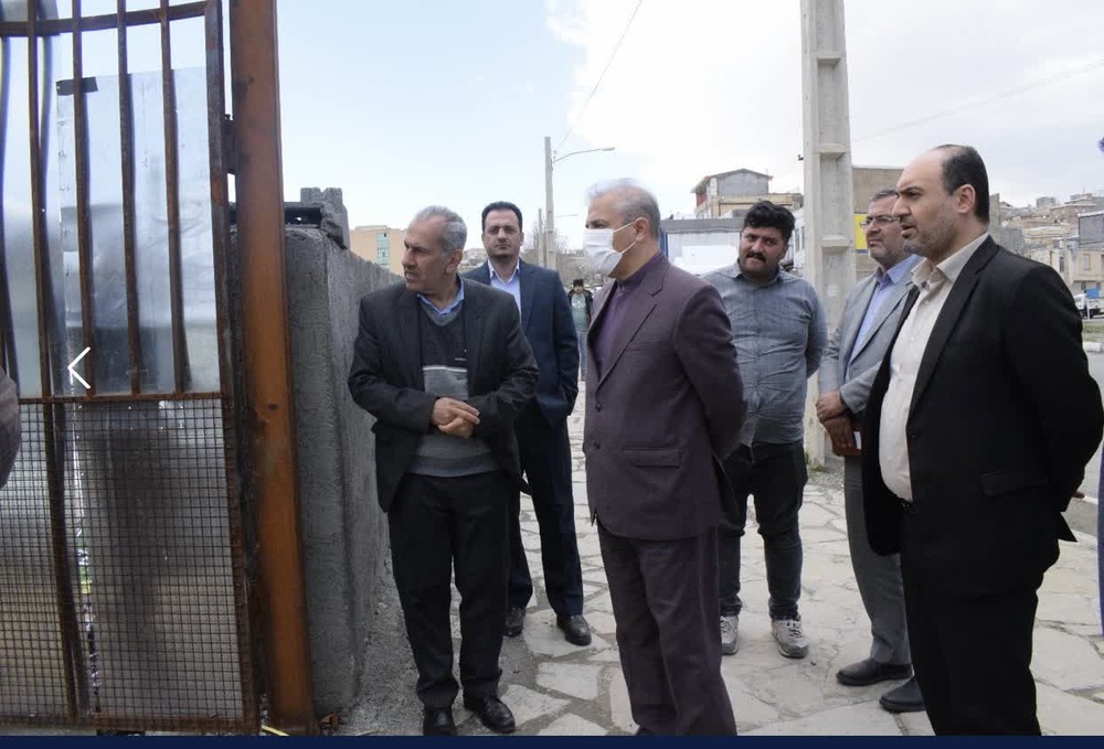 بازدید سرزده بازرس کل استان کردستان از ساخت و ساز های غیر مجاز سطح شهر سنندج 