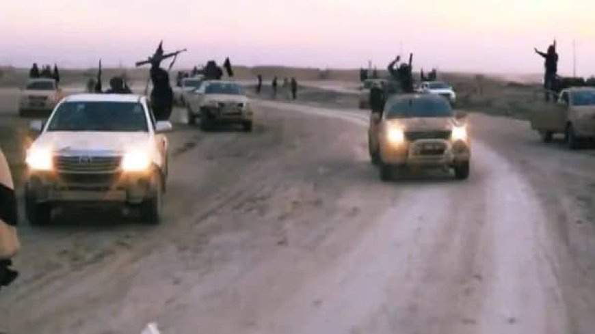 ISIS kills 13 government-affiliated militants in Syrian Desert