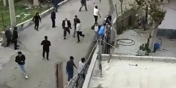 دعوا و درگیری میان اعضای AKP ,و حزب رفاه نو در شرناخ دعوا و درگیری میان اعضای AKP ,و حزب رفاه نو در شرناخ