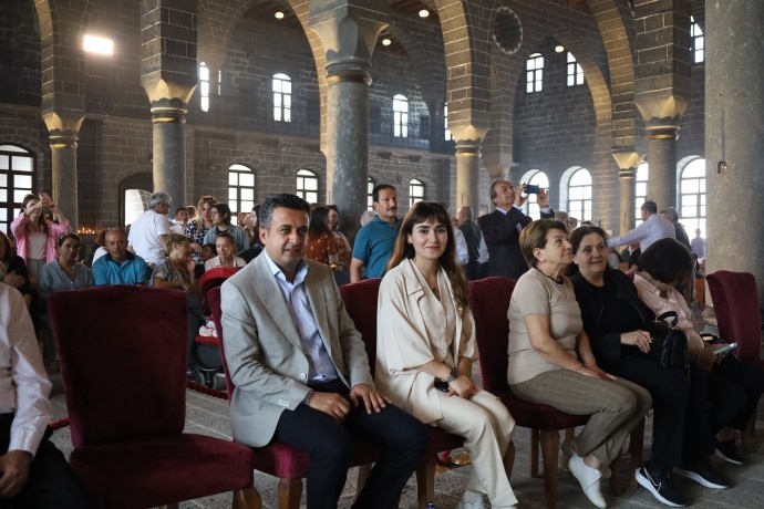 تصاویری از برگزاری عید پاک در سور دیاربکر