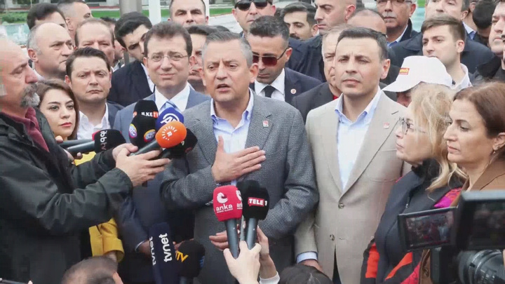 Turkey president Erdogan meets main opposition leader after 8 year hiatus