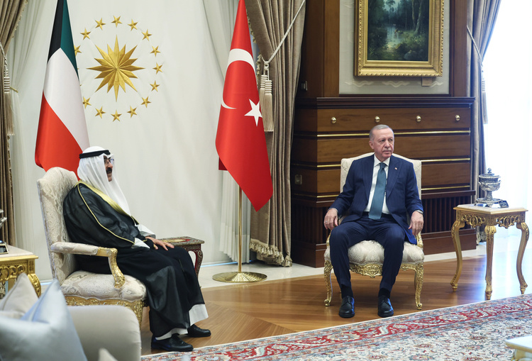 امضای 6 قرارداد همکاری از جمله در حوزه نظامی بین ترکیه و کویت