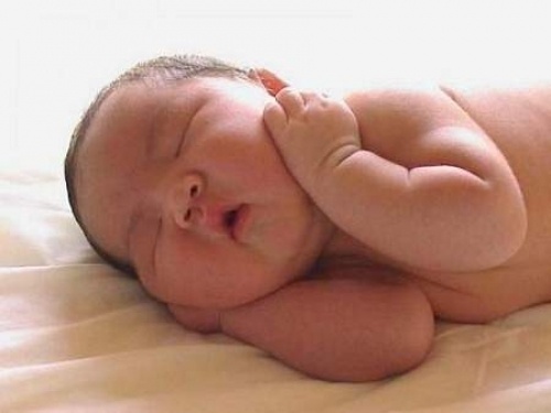 تولد نوزاد ٦ کیلوگرمی در میاندوآب