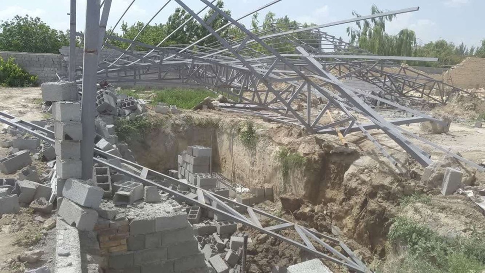 تخریب ١٣ سازه غیرمجاز در اراضی کشاورزی آذربایجان غربی