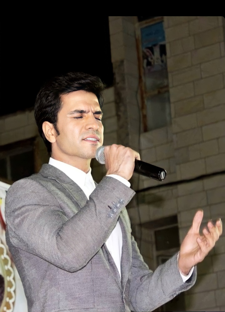 صادق نجفیان؛ از رجزخوانی ارتش تا سبکی متفاوت در موسیقی کُردی